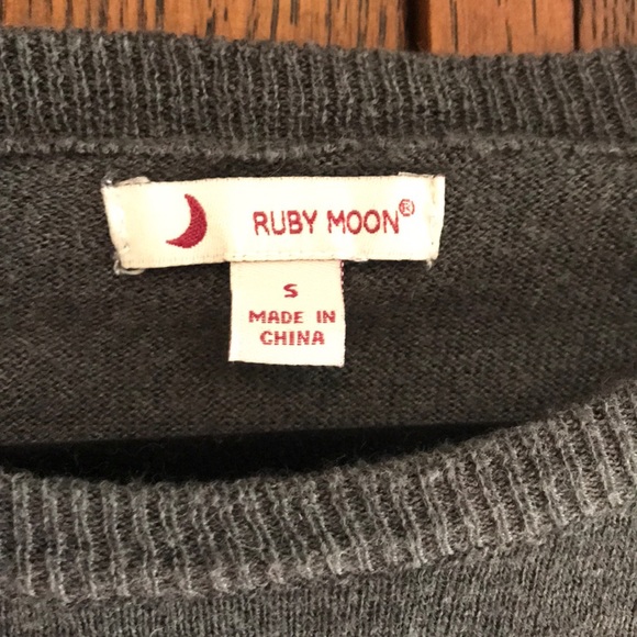 Sweater - Picture 2 of 4